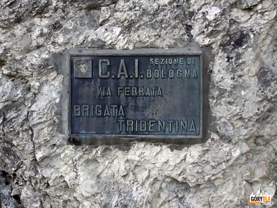 Ferrata Brigata Tridentina – tablica