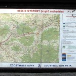 Tablice informacyjne na Przełęczy Gruszowiec