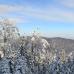 Panorama Śnieżnicy z podejścia na Ćwilin