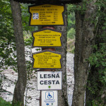 Dolina Białej Wody - początek szlaku na Łysej Polanie