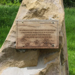 Pomnik Jerzego Harasymowicza na Przełęczy Wyżna