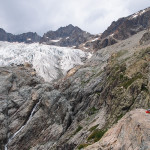Przy schronisku Białego Lodowca [Refuge du Glacier Blanc] znajdującego się na wysokości 2542 m