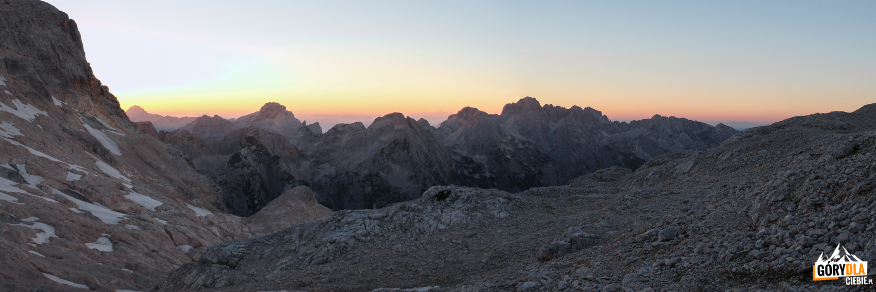 Zachód słońca w Alpach Julijskich