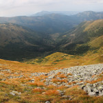 Otoczenie Doliny Chochołowskiej widziane z grani pod Kończystym Wierchem (2002 m)