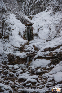 Górny wodospad w Dolinie Białego