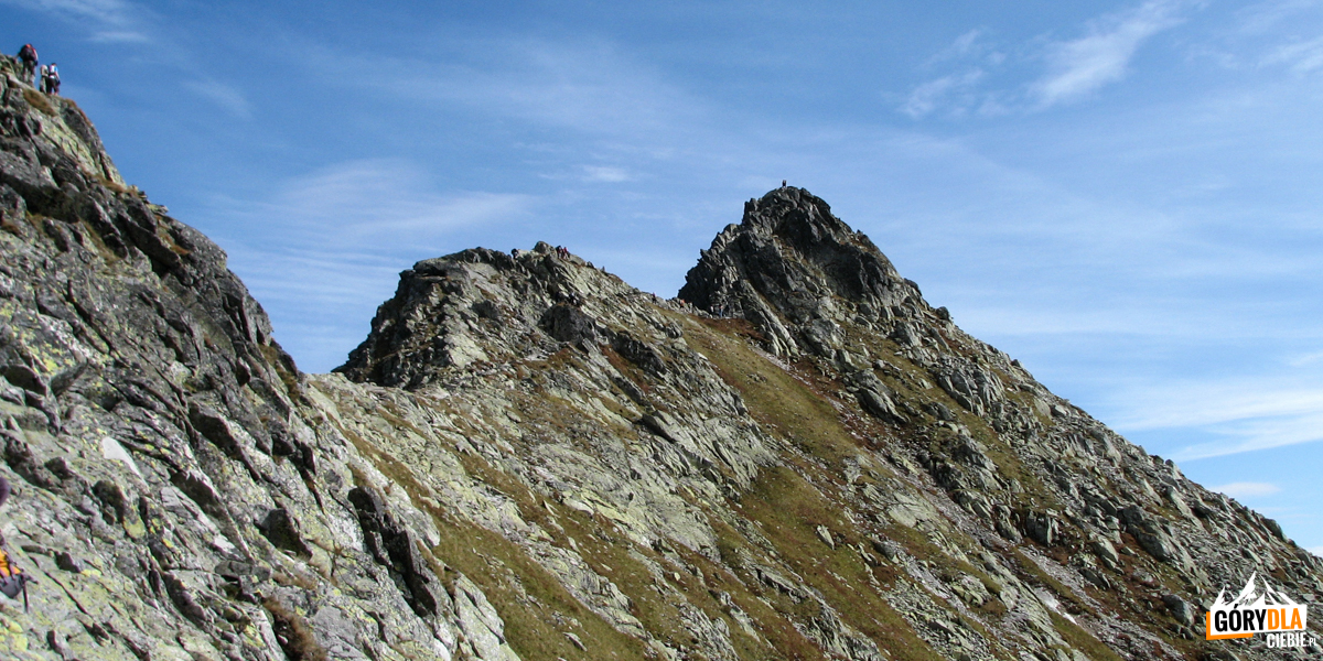 Mały Kozi Wierch (2228 m) widziany z Zawratu (2159 m)