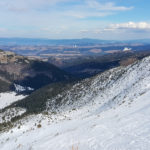Dolina Kondratowa i na wprost Łopata (boczna grań doliny) widziana spod Przełęczy pod Kopą Kondracką