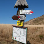 Skrzyżowanie szlaków na Przełęczy Goprowskiej (1160 m)
