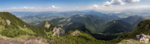 Panoramy ze szczytu Wielkiego Chocza: od lewej Orawska Magura, na horyzoncie Babia Góra, Tatry i Jezioro Liptowskie