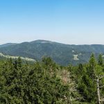 Panorama Pasma Radziejowej z wieży widokowej na Eliaszówce