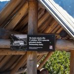 Wiata nad brzegiem Wielkiego Białego Stawu Kieżamarskiego (słow. Velké Biele pleso, 1610 m)