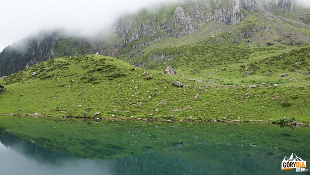 Jezioro Arou Pireneje
