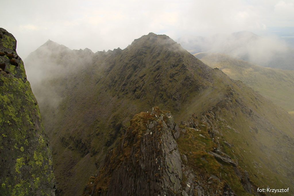 Skalista grań nazywana jest Ostrze Noża (knife-edge)