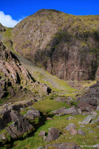 Najwyżej położone w Irlandii jezioro Lough Cummeenoughter