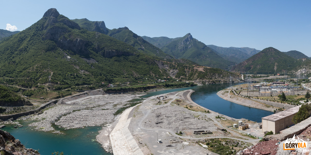 Jezioro Koman Albania