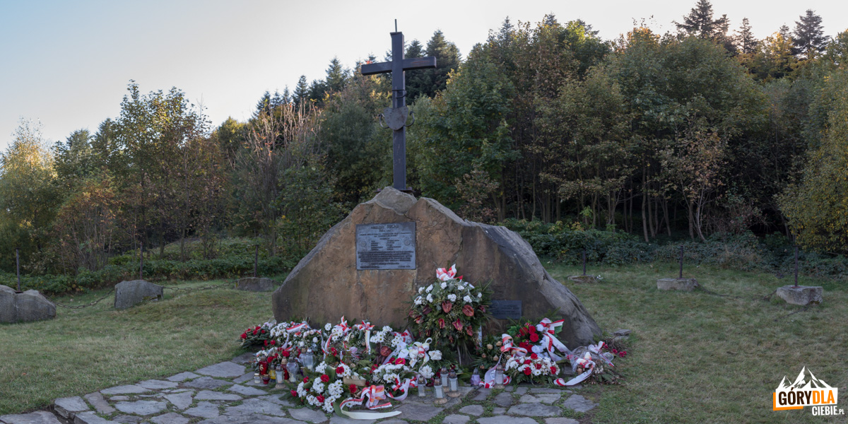 Pomnik partyzantów na Suchej Polanie