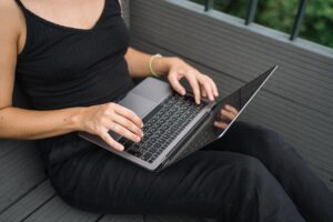 Sprawdzenie opinii pracowników przed podjęciem pracy